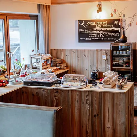 Guest house Eschenhof 2*
