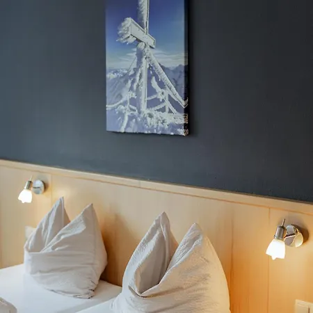 Casa de hóspedes Eschenhof - 3*